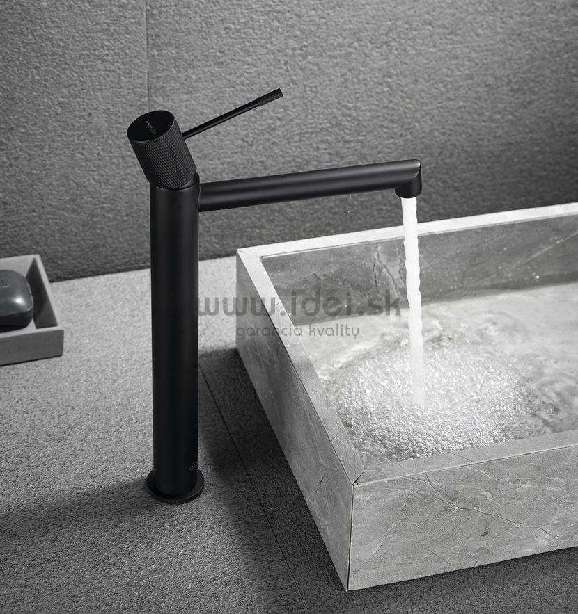 SOLARIS čierno-zlatý sprchový set s termostatickou batériou 